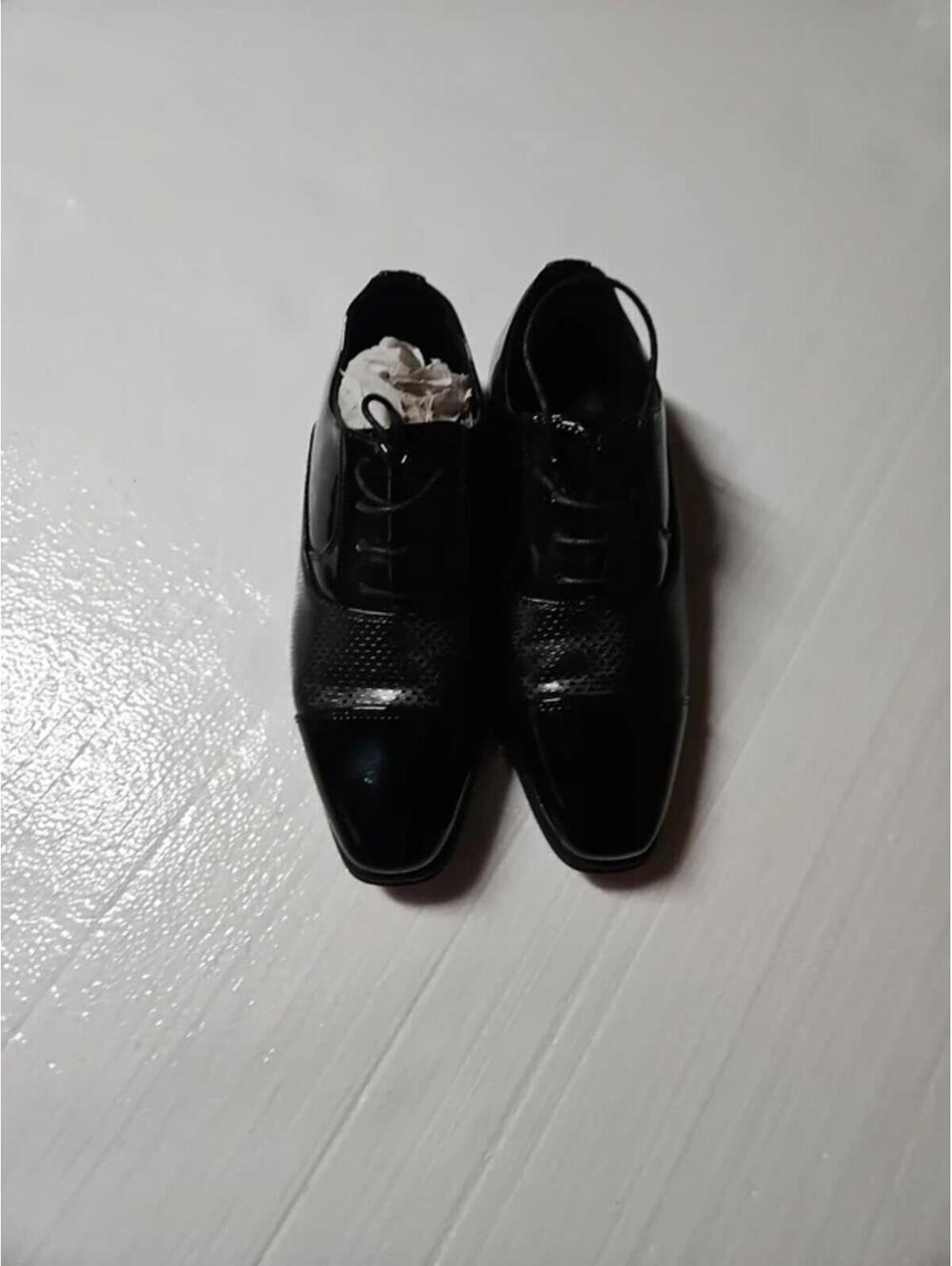 Boy shoe